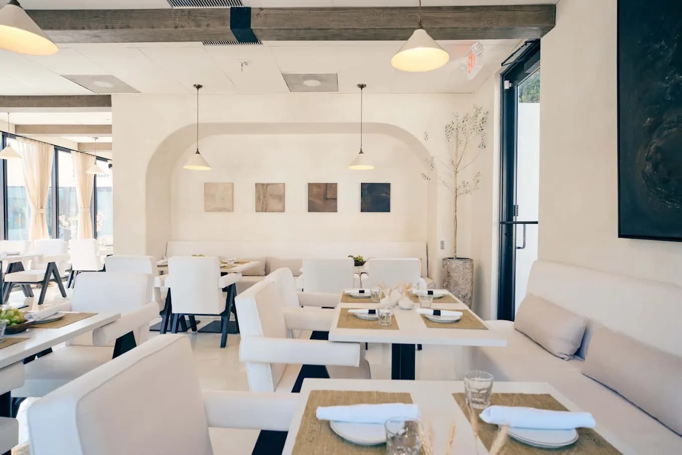 Photo of Pasta e Basta restaurant interior